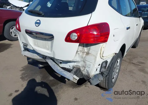 2015 Nissan Rogue Select S z USA, uszkodzony, nr VIN JN8AS5MT7FW158765